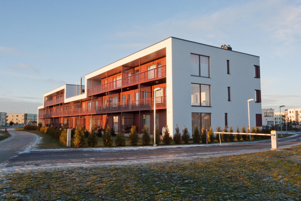 Vägeva Apartment Building